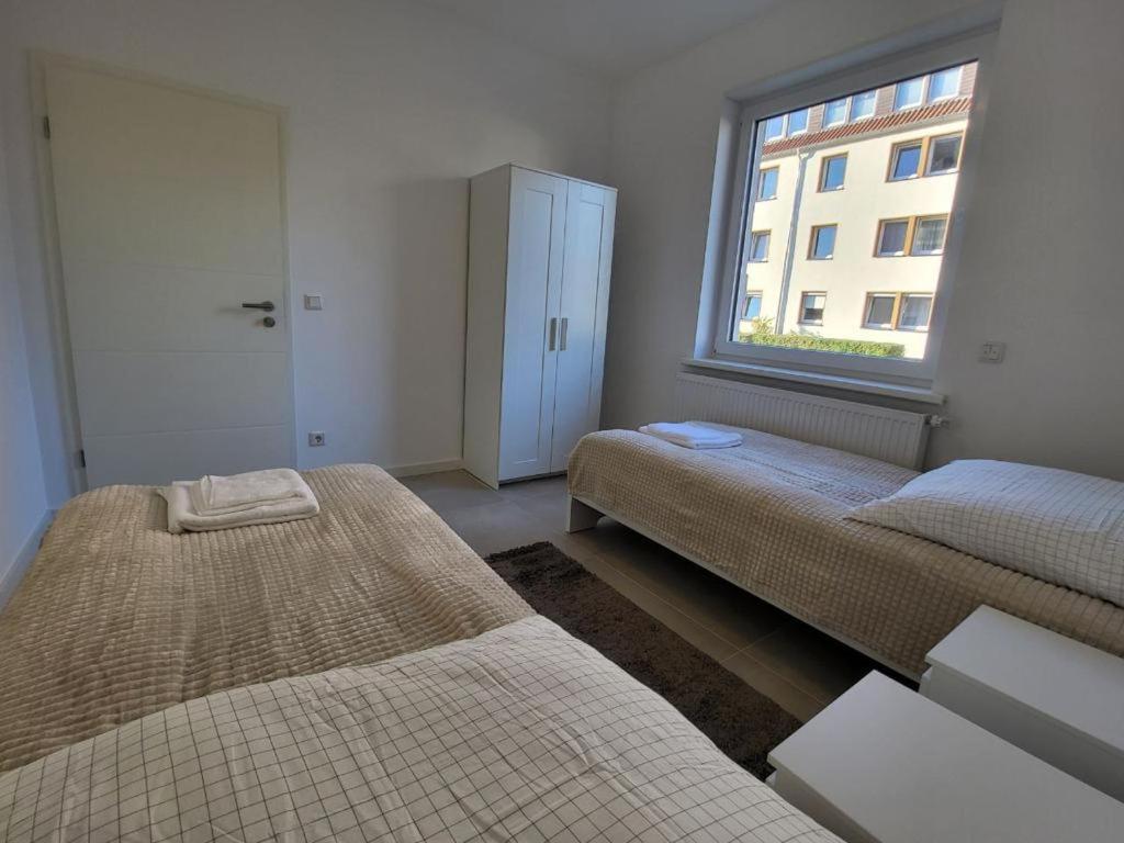 Monteurzimmer Mit Zwei Einzelnen Betten In Einer 3Zi Wohnung Mit Kuche Und Bad Osnabrück Eksteriør billede